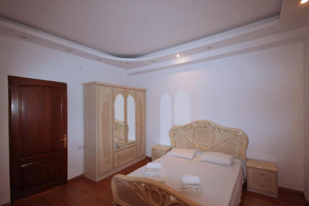 Freedom Apartments On Yekmalyan Str Erévan Extérieur photo