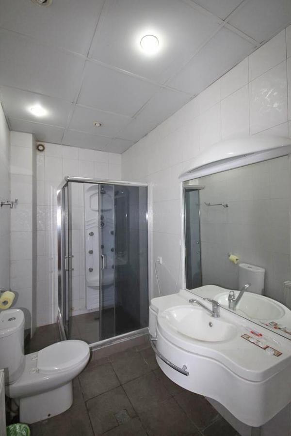 Freedom Apartments On Yekmalyan Str Erévan Extérieur photo