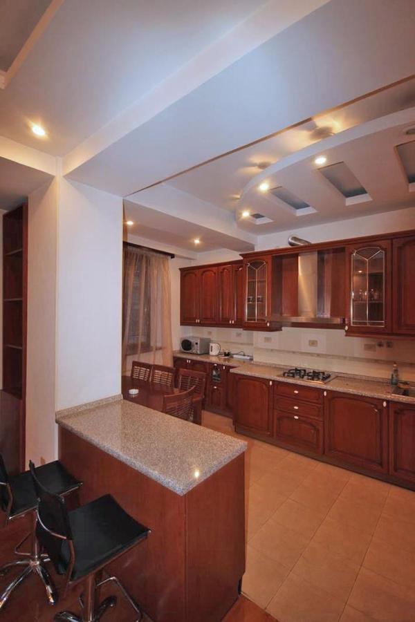 Freedom Apartments On Yekmalyan Str Erévan Extérieur photo