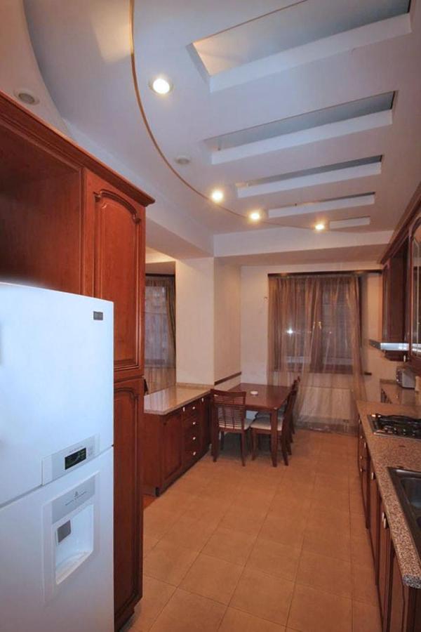 Freedom Apartments On Yekmalyan Str Erévan Extérieur photo
