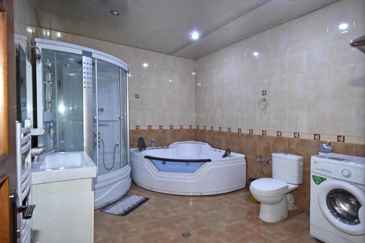 Freedom Apartments On Yekmalyan Str Erévan Extérieur photo